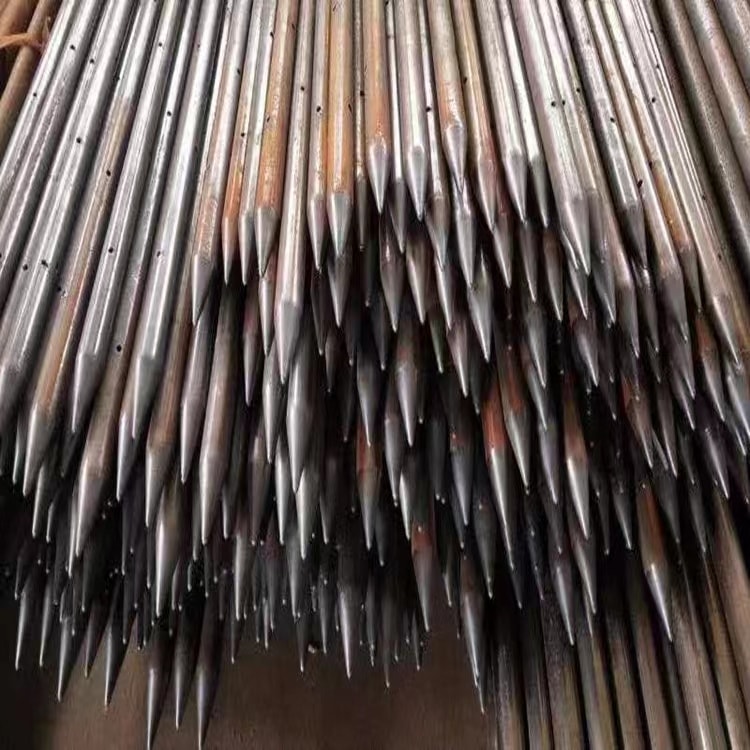 超前小导管